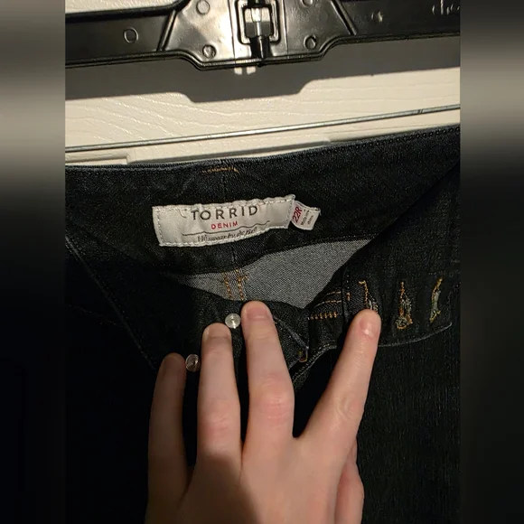 Torrid Size 22R Dark Wash Jeans - Picture 2 of 3